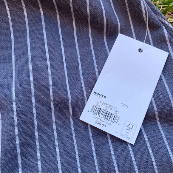 SO Gray Pin Stripe Pencil Slit Mini Skirt - Picture 5 of 6